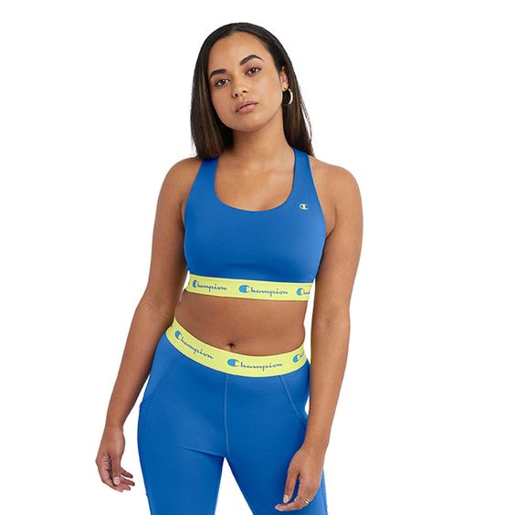 Ropa deportiva para mujer