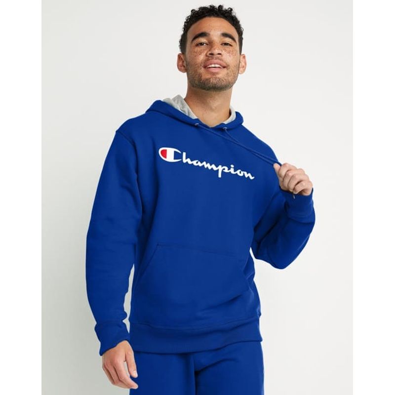 Hombre barbudo de pie con una sudadera azul claro sudadera azul sin  logotipo maqueta de diseño de la marca de ropa básica espacio de copia del  logotipo en la ropa